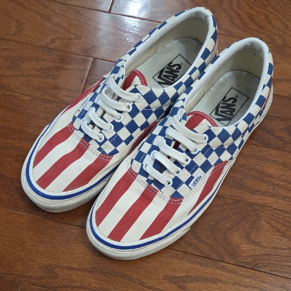 Vans Style 95 Mens Sneakers in Red and Blue Stripes and Checks Size 10